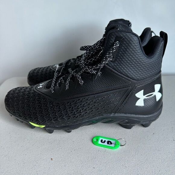 Under Armour Football Cleat Men's Black New 3022837-001 size 12 - Picture 1 of 5